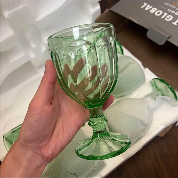Set of 6 EVEREST GLOBAL Green Goblet Glasses 10.2 oz Vintage Octagon Glass - Picture 3 of 4